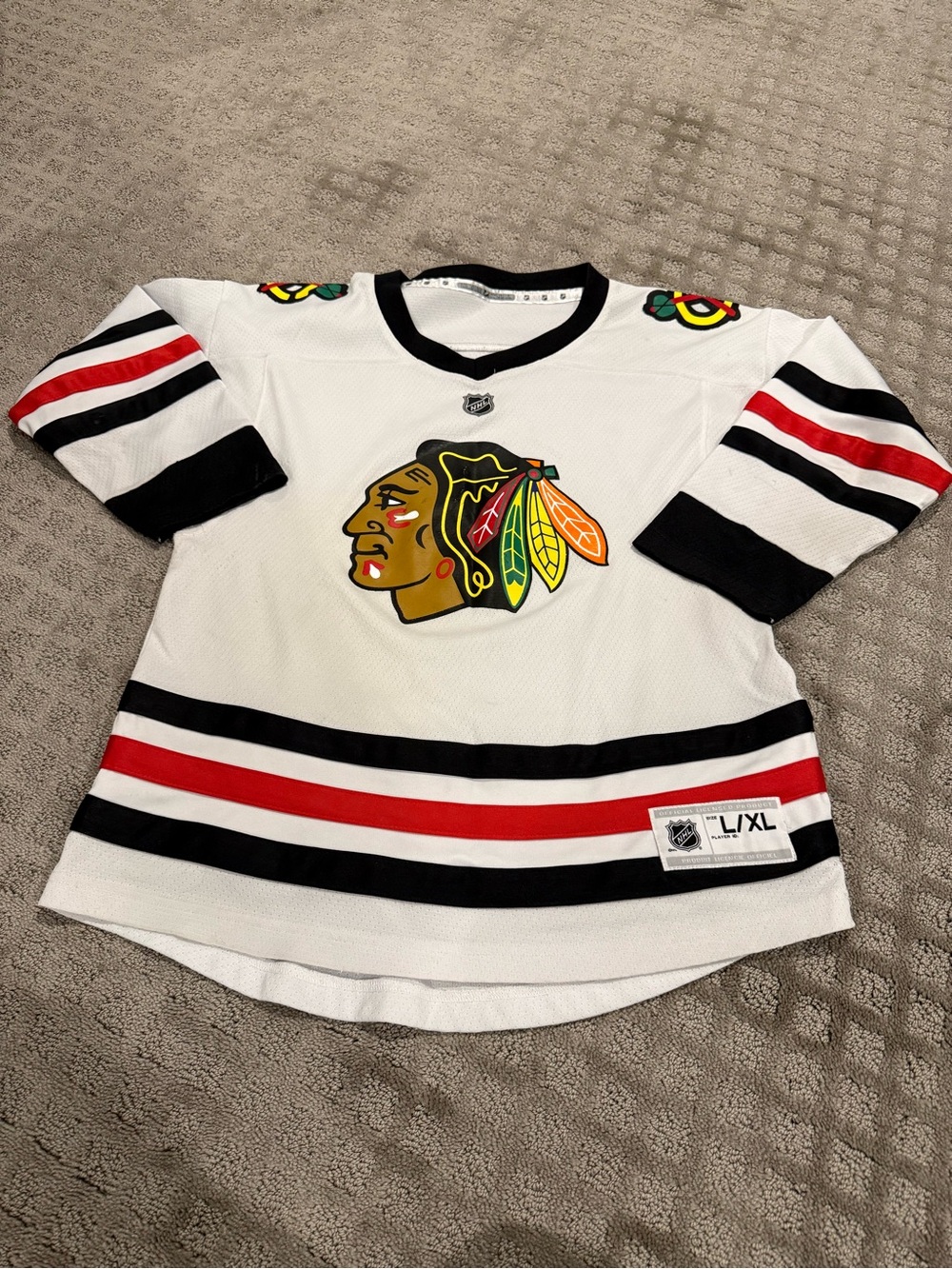 NHL Chicago Blackhawks White Kids Hockey Jersey with Red and Black Trim